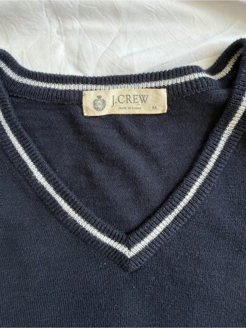 J.Crew 100% Cotton V-Neck Sweater Vest Navy Tipped Trim Men’s Medium Preppy